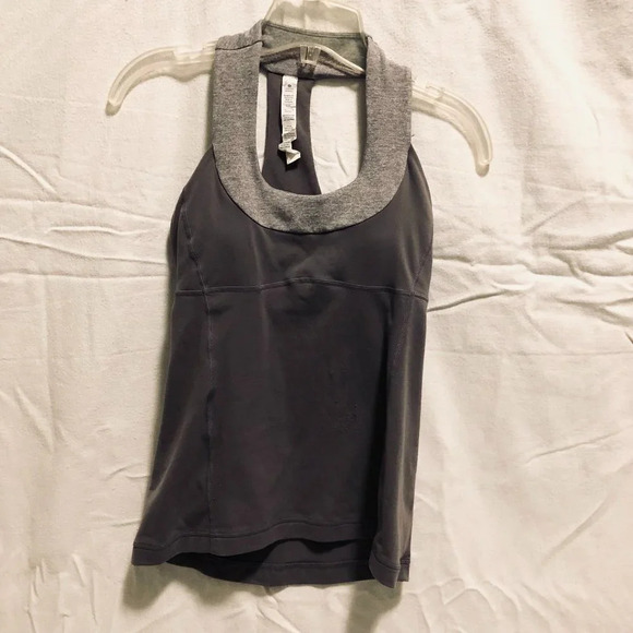 Lululemon Size 4  Racerback Tank Top Built In Bra - Picture 1 of 16